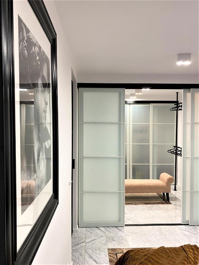 Design+Luxus Apartment Im Zentrum! +Netflix Warsaw Exterior photo