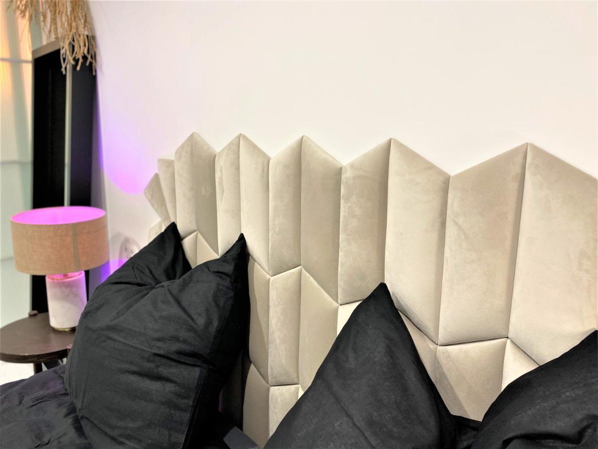 Design+Luxus Apartment Im Zentrum! +Netflix Warsaw Exterior photo